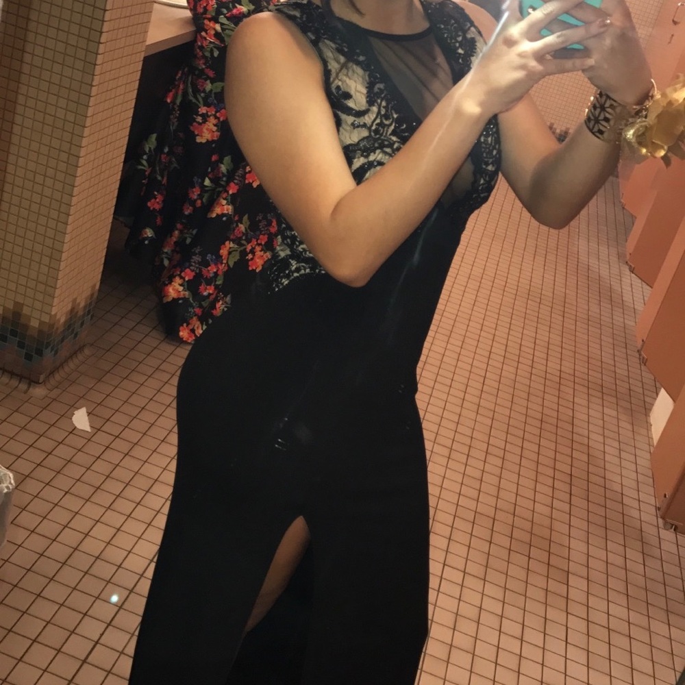 Black prom dress